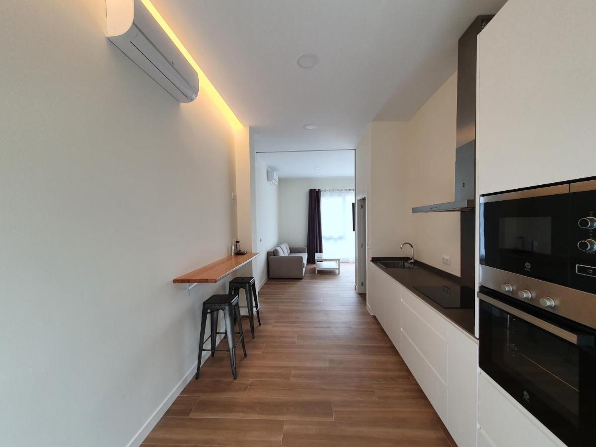 Redondela Apartments - Bedroom, Bathroom & Kitchen Экстерьер фото