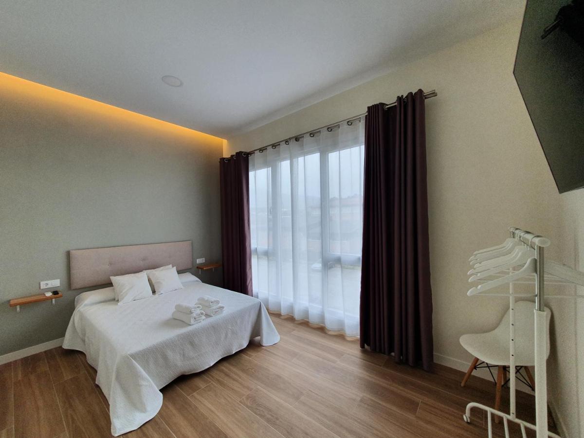 Redondela Apartments - Bedroom, Bathroom & Kitchen Экстерьер фото
